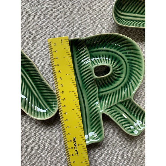 LILLIAN VERNON Leaf Palm Party Decor Hors D’oeuvres Plates Ceramic Plates Green - Picture 5 of 7